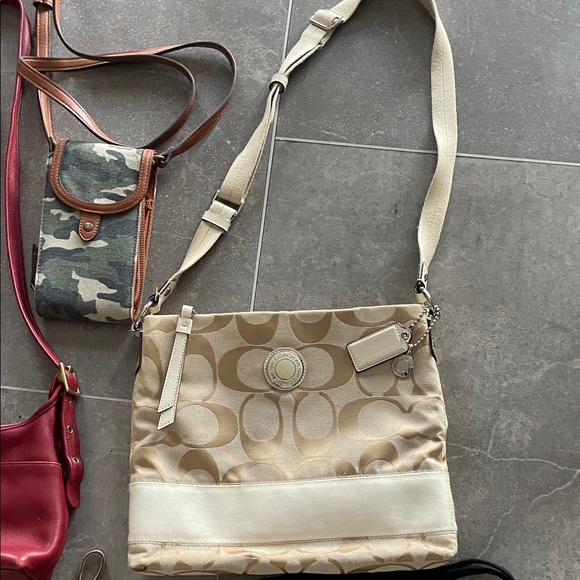 4 piece Bundle Of Authentic Coach Bags and 2 other brand high quality purses - Picture 3 of 16